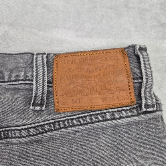 541 38x30 Levis Premium Athletic Taper Mens Grey Stretch Jeans Casual Dress - Picture 10 of 11